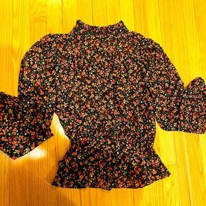 {Lulus} Floral Blouse Top. Size M